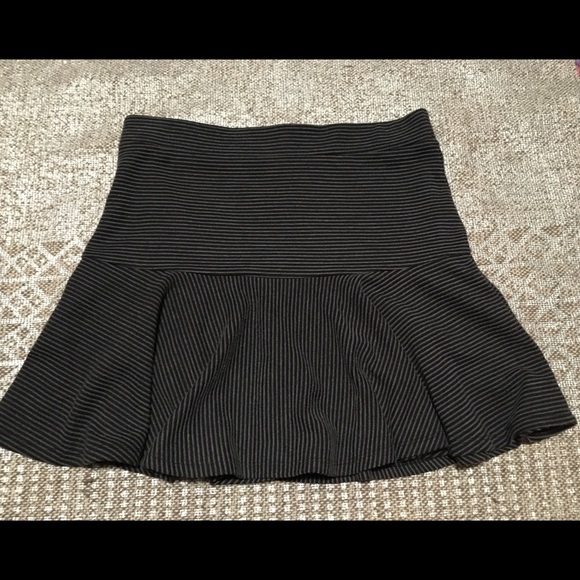 Forever 21 Mini Skirt - Picture 6 of 8
